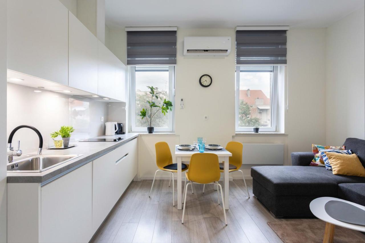 Bright And Modern Apartments In City Center Zagreb Bagian luar foto