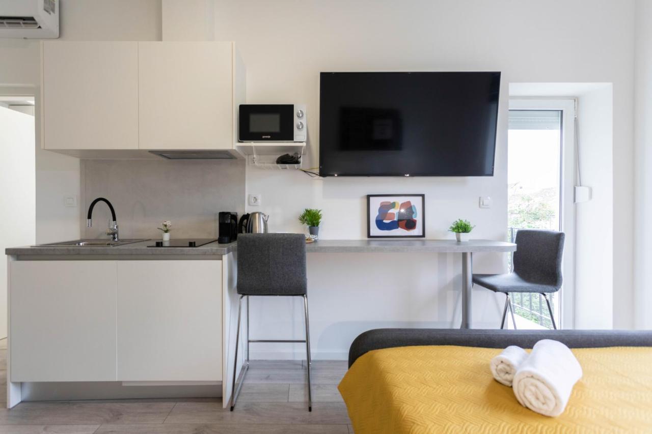 Bright And Modern Apartments In City Center Zagreb Bagian luar foto