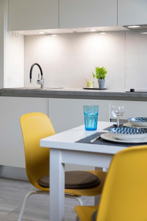 Bright And Modern Apartments In City Center Zagreb Bagian luar foto