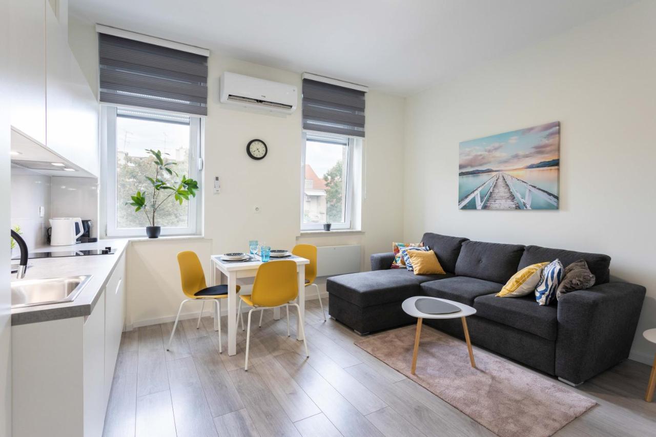 Bright And Modern Apartments In City Center Zagreb Bagian luar foto
