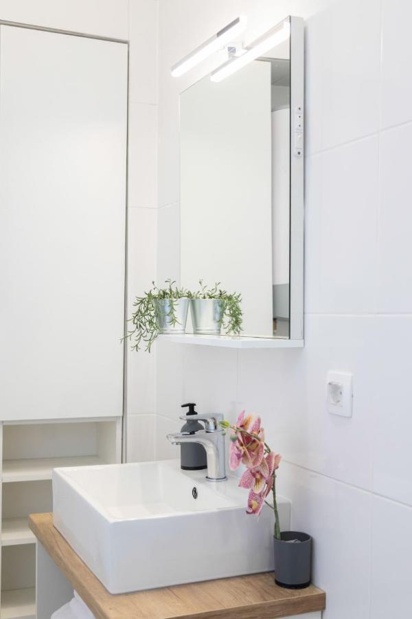 Bright And Modern Apartments In City Center Zagreb Bagian luar foto