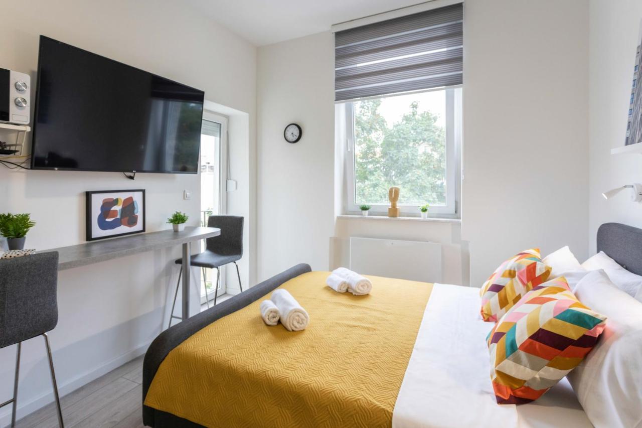 Bright And Modern Apartments In City Center Zagreb Bagian luar foto